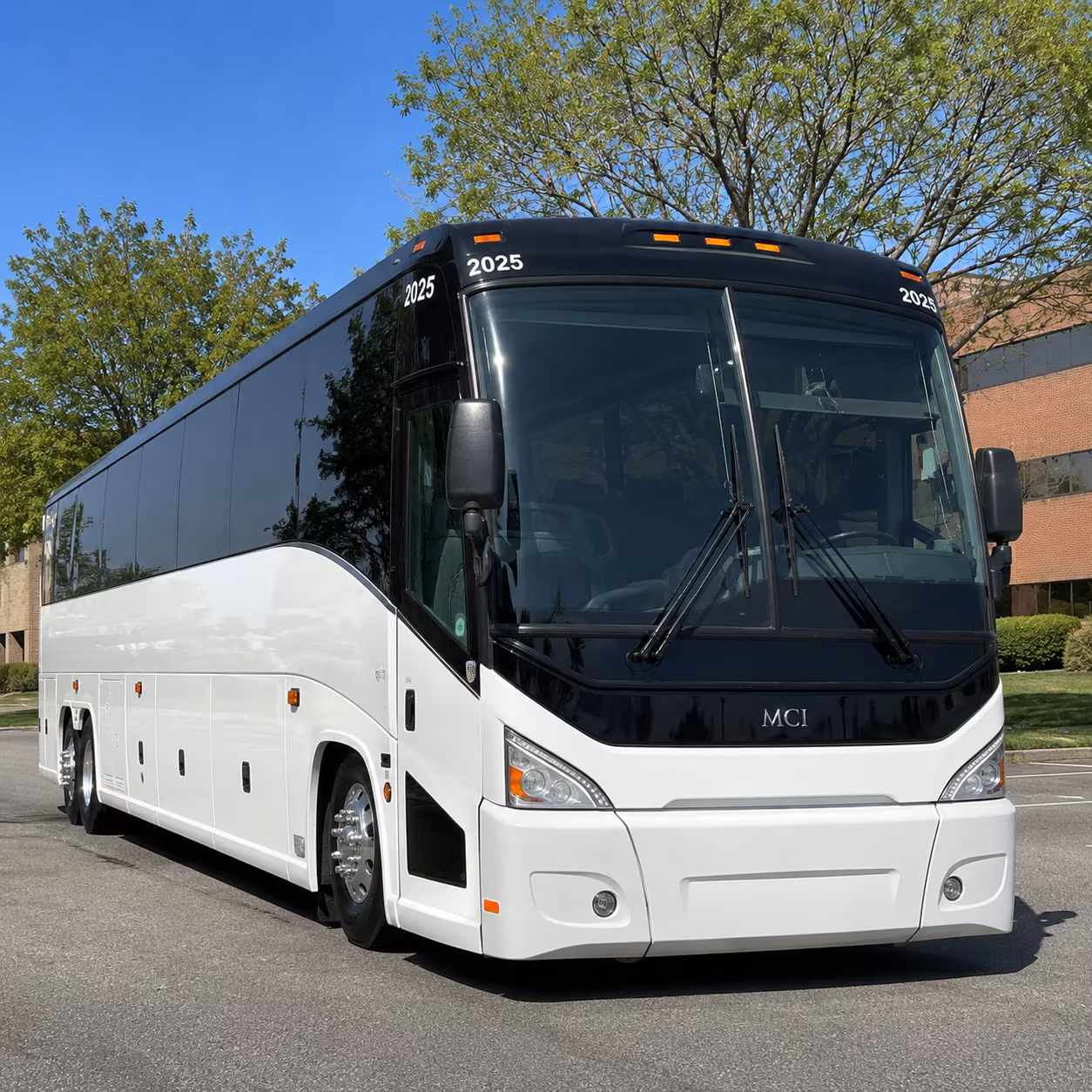 corporate airport transfer buses between rochester rst and minneapolis saint paul msp