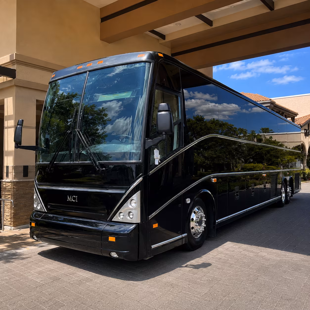 corporate and convention buses for rochester business groups