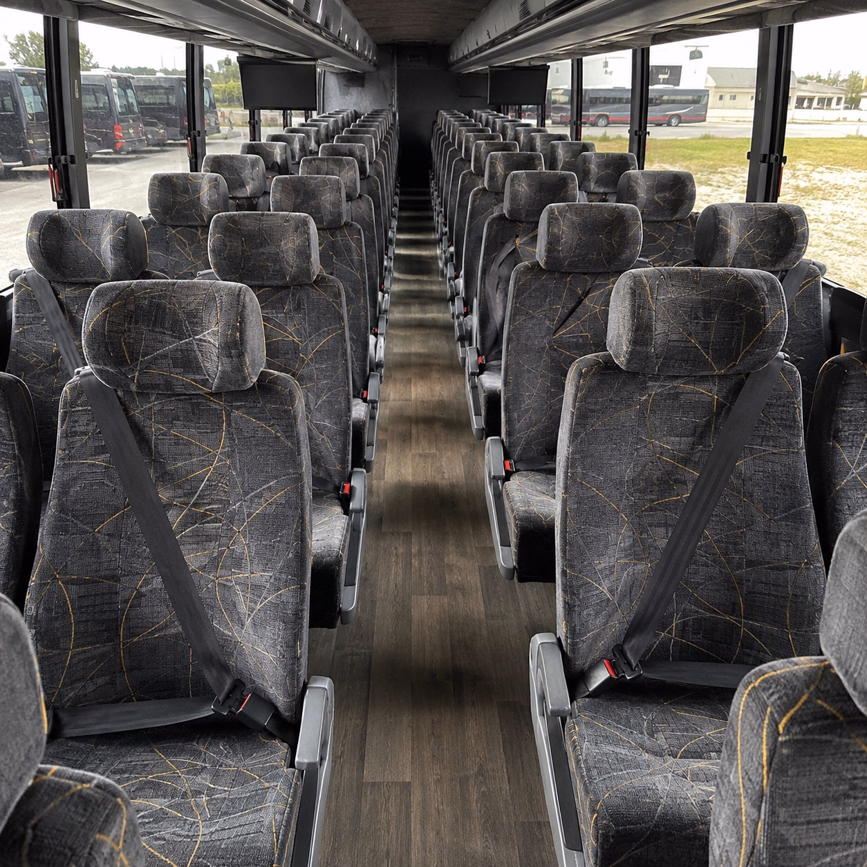 msp to rochester charter bus shuttles down us 52