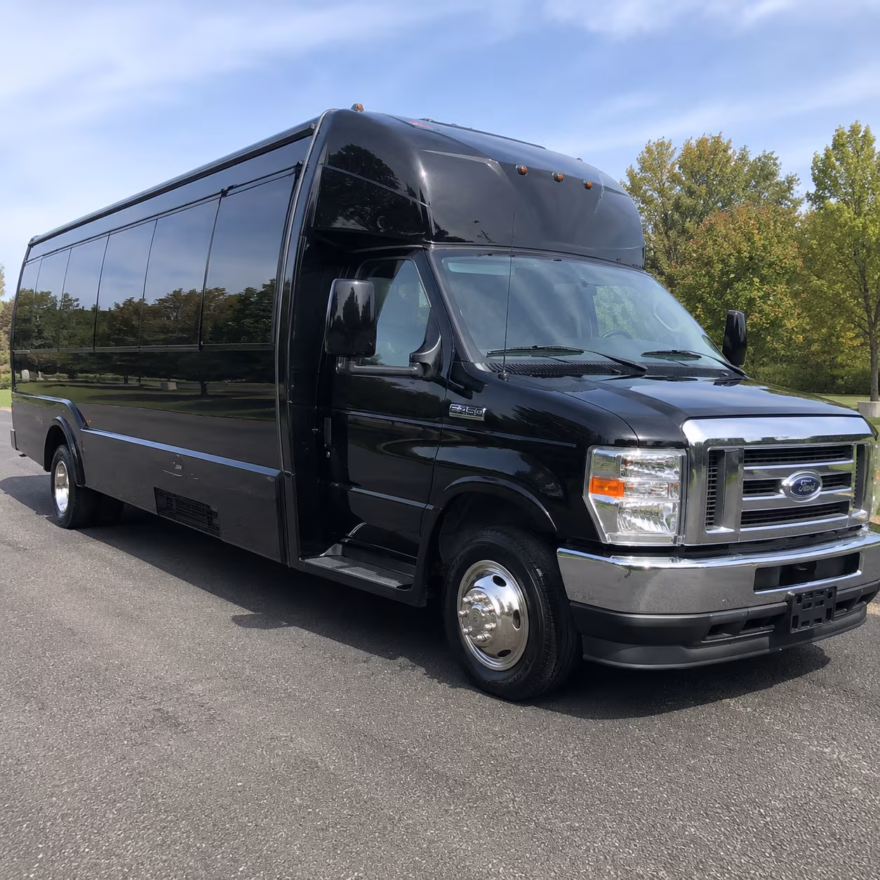 rochester quinceanera sweet 16 party bus rental